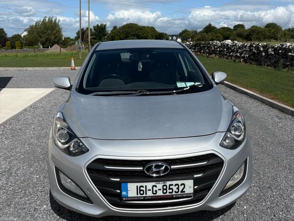 Hyundai i30 Hatchback, Diesel, 2016, Silver