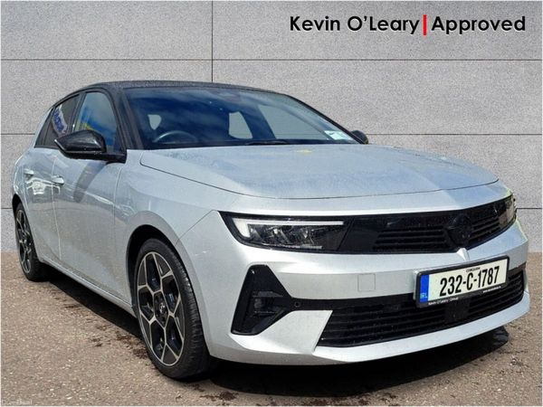 Opel Astra Hatchback, Petrol, 2023, Silver