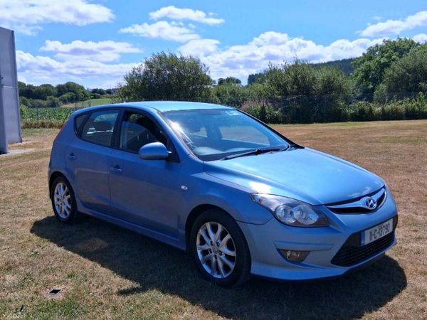 Hyundai i30 Hatchback, Diesel, 2011, Blue