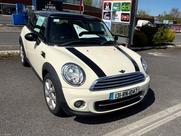 Mini Cooper Hatchback, Petrol, 2013, White