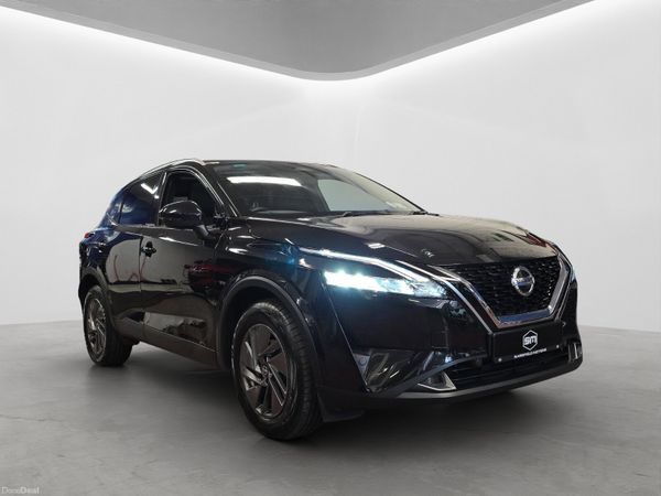 Nissan Qashqai MPV, Petrol, 2022, Black