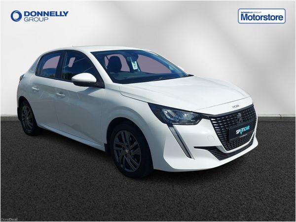 Peugeot 208 Hatchback, Petrol, 2023, White