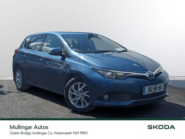 Toyota Auris Hatchback, Diesel, 2016, Blue