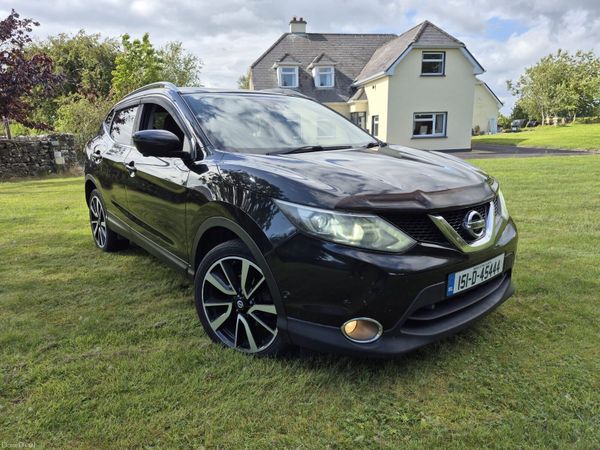 Nissan Qashqai Hatchback, Diesel, 2015, Black