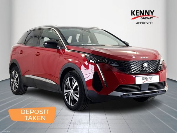 Peugeot 3008 MPV, Petrol, 2022, Red
