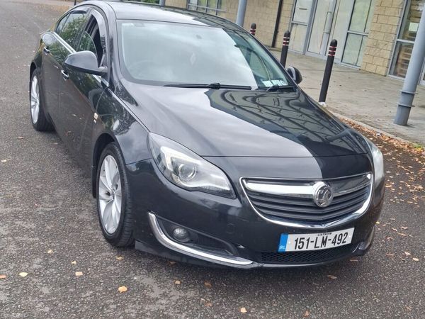 Vauxhall Insignia Hatchback, Diesel, 2015, Black