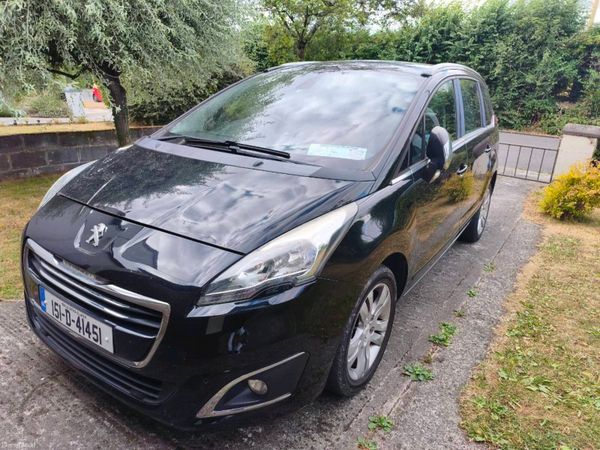 Peugeot 5008 MPV, Diesel, 2015, Black