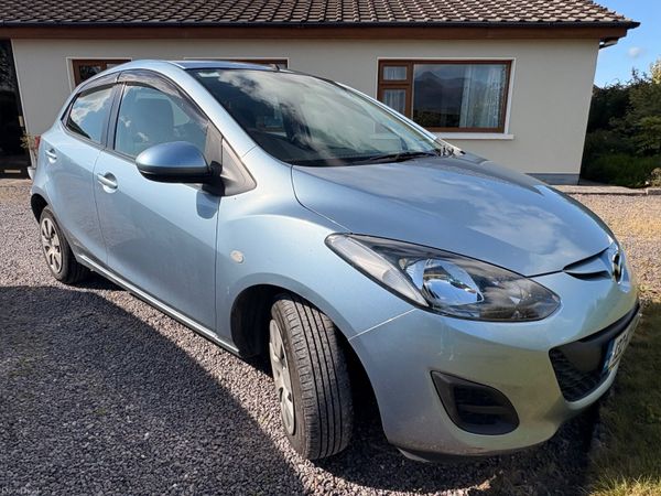 Mazda Demio MPV, Petrol, 2013, Silver