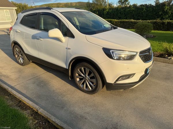 Vauxhall Mokka Hatchback, Petrol, 2019, White