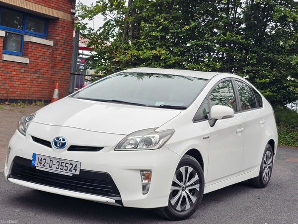 Toyota Prius Hatchback, Petrol Hybrid, 2014, White
