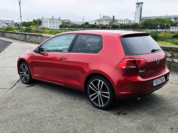 Volkswagen Golf Hatchback, Diesel, 2015, Red
