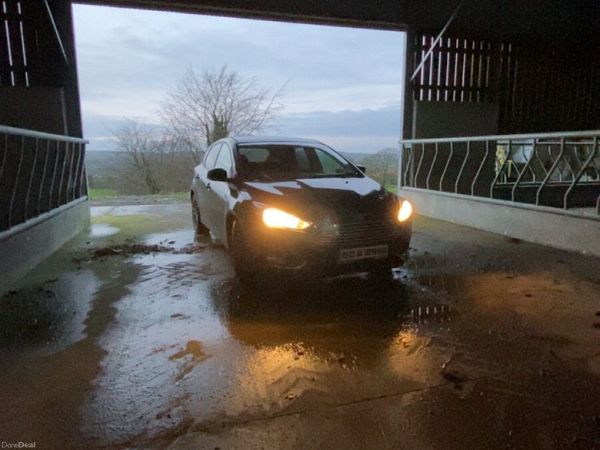 Ford Focus Hatchback, Diesel, 2015, Black