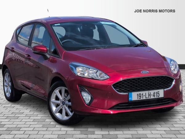 Ford Fiesta Hatchback, Petrol, 2019, Red