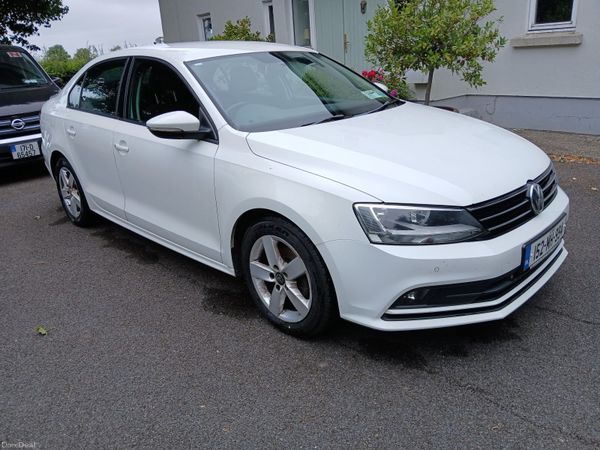 Volkswagen Jetta Saloon, Diesel, 2015, White