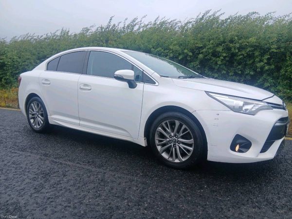 Toyota Avensis Saloon, Diesel, 2017, White