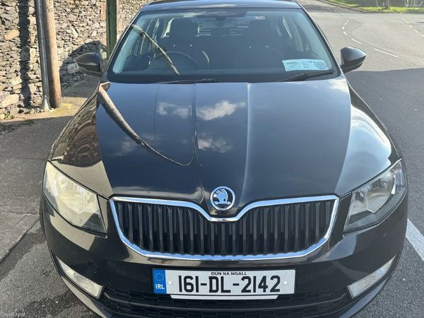 Skoda Octavia Saloon, Diesel, 2016, Black