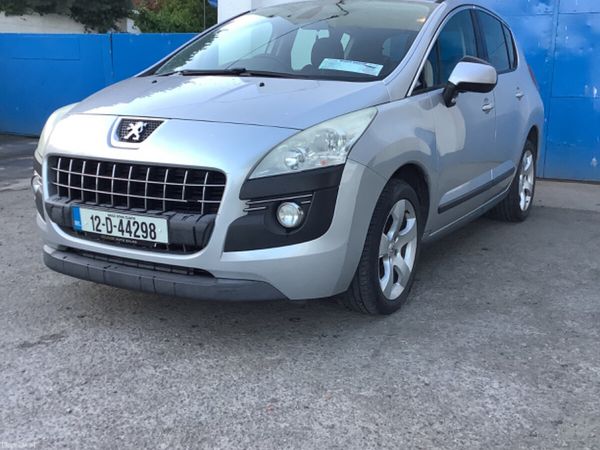 Peugeot 3008 MPV, Diesel, 2012, Silver