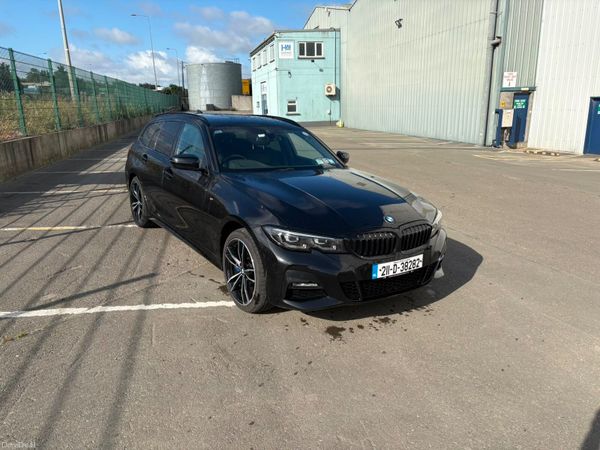 BMW 3-Series Estate, Petrol Plug-in Hybrid, 2021, Black