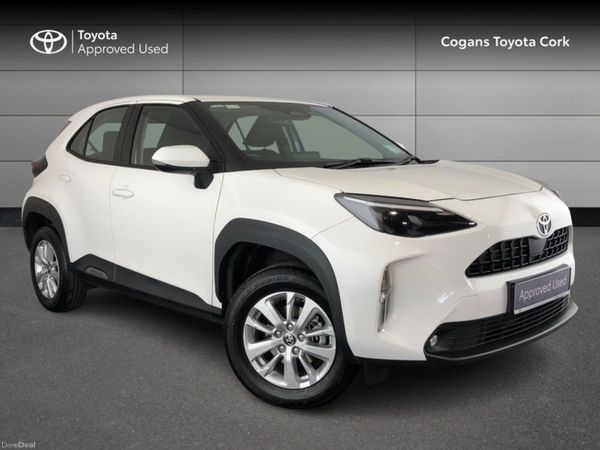 Toyota Yaris Cross SUV, Petrol Hybrid, 2026, White