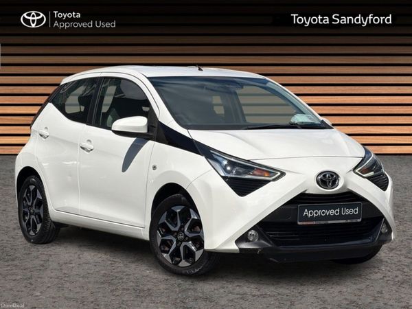 Toyota Aygo Hatchback, Petrol, 2019, White
