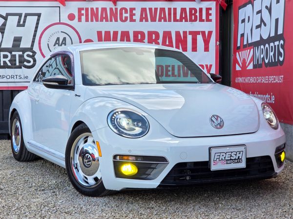 Volkswagen Beetle Hatchback, Petrol, 2014, White