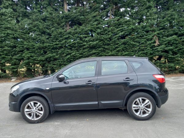 Nissan Qashqai Hatchback, Diesel, 2010, Black