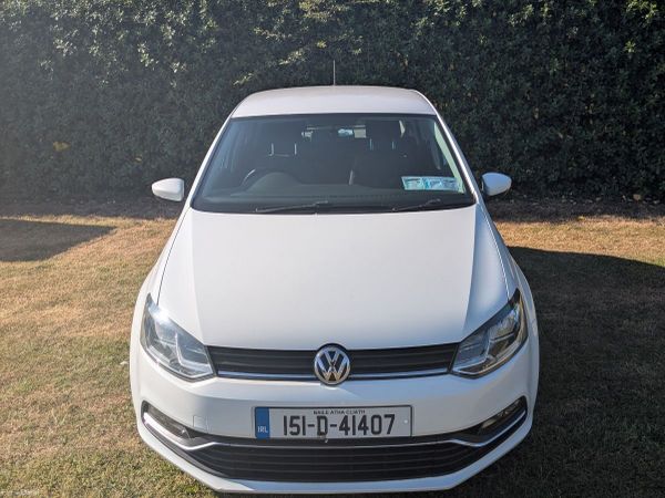 Volkswagen Polo Hatchback, Petrol, 2015, White