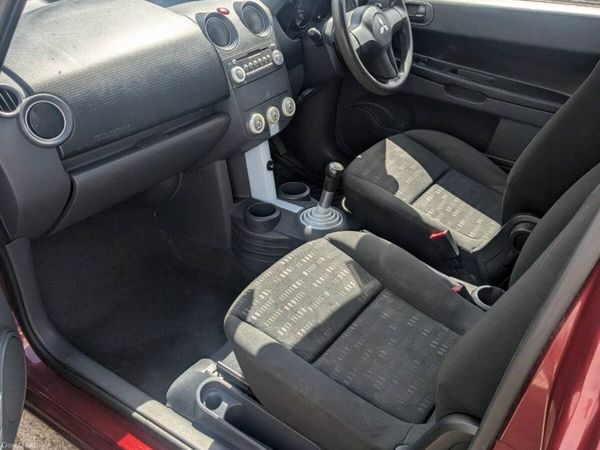 Mitsubishi Colt Hatchback, Petrol, 2006, Red