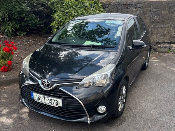 Toyota Yaris Hatchback, Petrol, 2016, Black