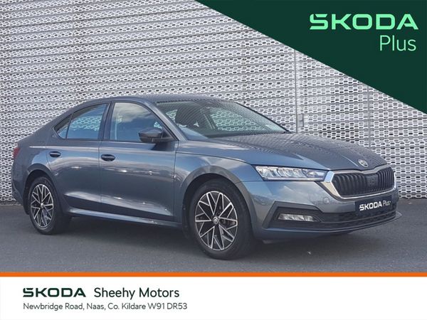 Skoda Octavia Saloon, Petrol, 2020, Grey