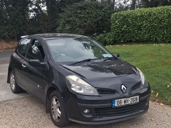 Renault Clio Hatchback, Petrol, 2006, Black