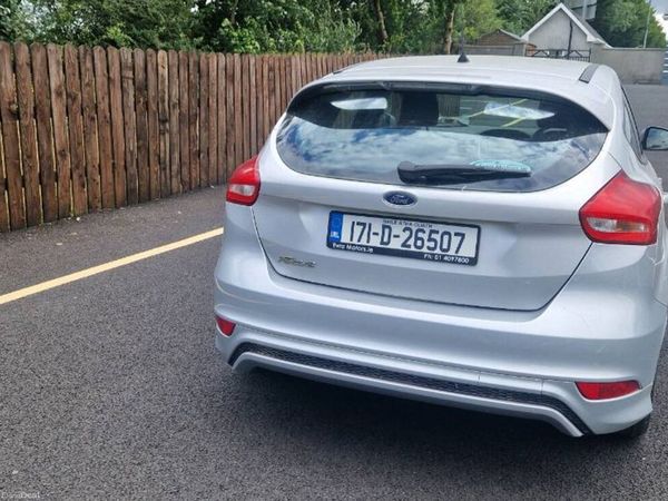 Ford Focus Hatchback, Diesel, 2017, Silver
