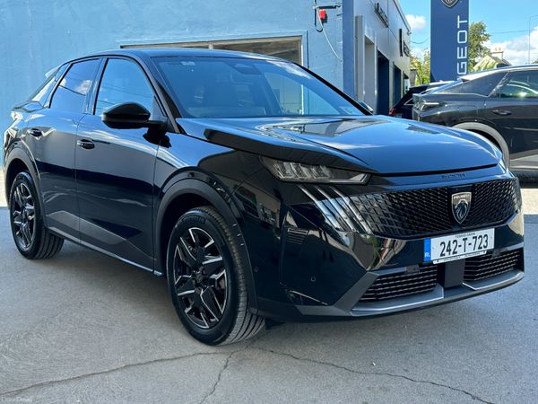 Peugeot 3008 SUV, Petrol Hybrid, 2024, Black