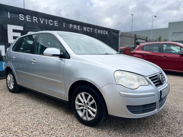 Volkswagen Polo Hatchback, Petrol, 2008, Silver