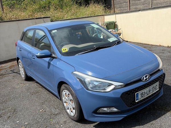 Hyundai i20 Hatchback, Diesel, 2015, Blue