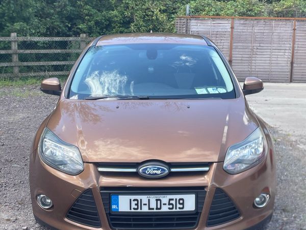 Ford Focus Hatchback, Diesel, 2013, Brown