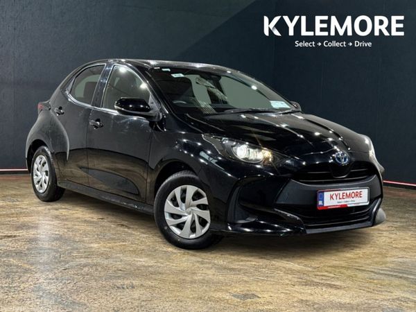 Toyota Yaris Hatchback, Petrol Hybrid, 2023, Black