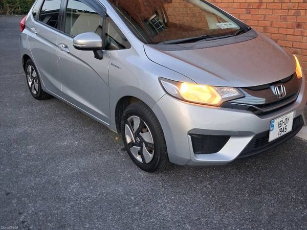 Honda Fit Hatchback, Petrol Hybrid, 2015, Silver