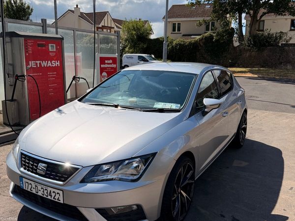 SEAT Leon Hatchback, Petrol, 2017, Silver