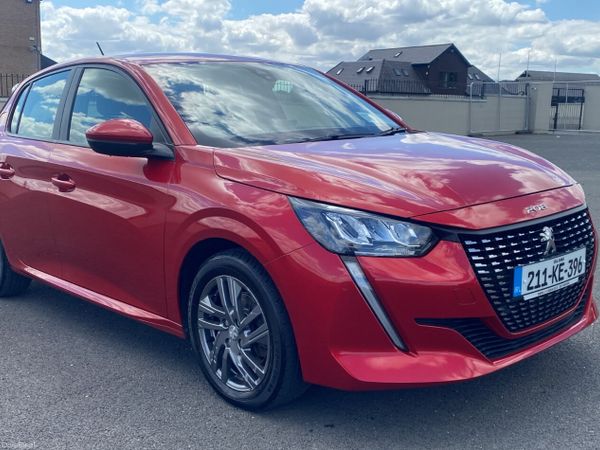 Peugeot 208 Hatchback, Petrol, 2021, Red