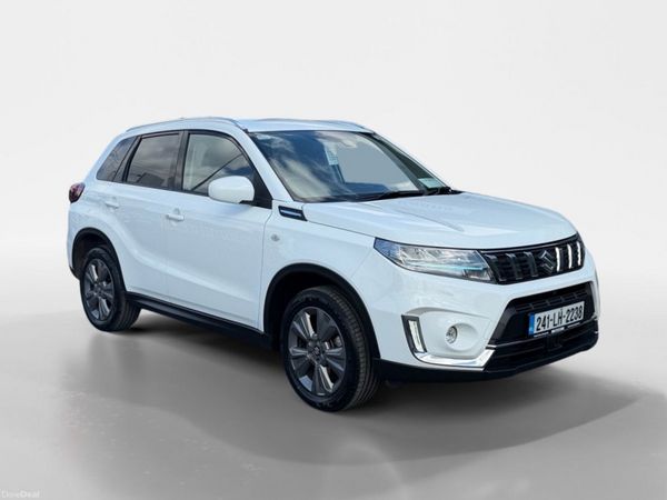 Suzuki Vitara SUV, Petrol Hybrid, 2024, White