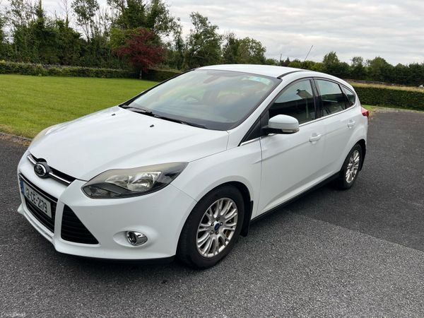 Ford Focus Hatchback, Diesel, 2012, White