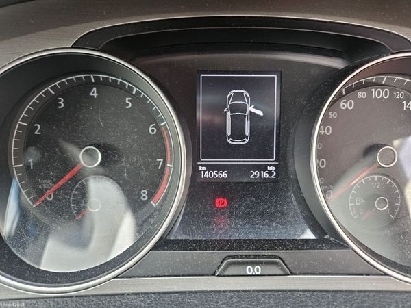 Volkswagen Golf Hatchback, Petrol, 2014, White