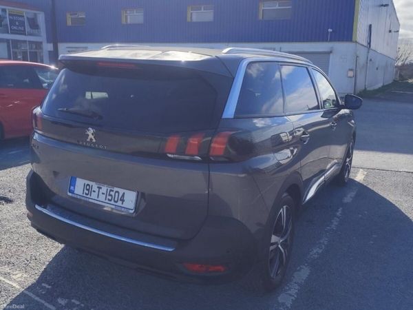 Peugeot 5008 MPV, Diesel, 2019, Grey
