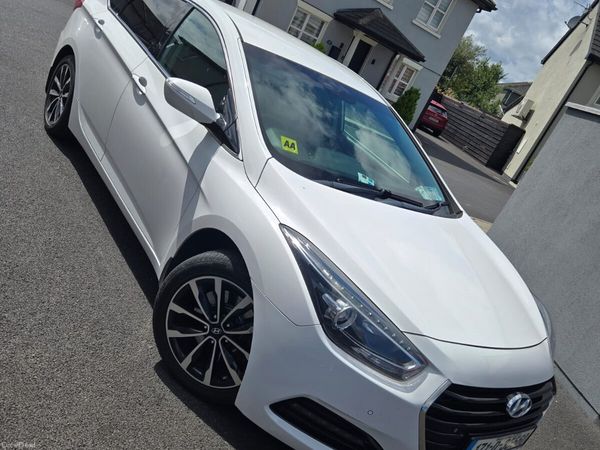 Hyundai i40 Saloon, Diesel, 2017, White