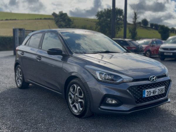 Hyundai i20 Hatchback, Petrol, 2020, Grey