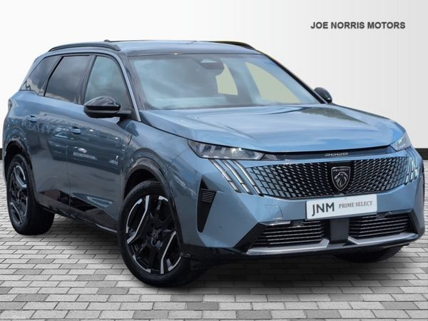Peugeot 5008 SUV, Electric, 2025, White
