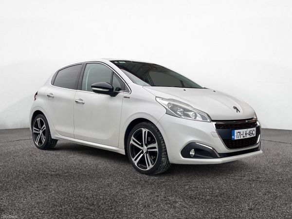 Peugeot 208 Hatchback, Petrol, 2017, White
