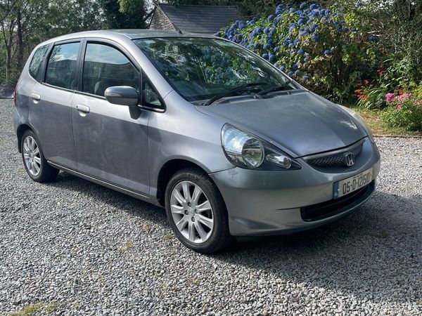 Honda Jazz Hatchback, Petrol, 2005, Silver