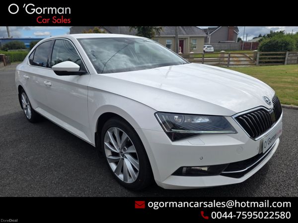 Skoda Superb Hatchback, Diesel, 2019, White
